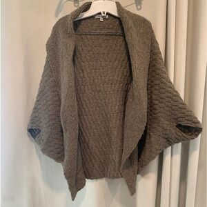 Jennifer Lopez Brown Poncho Style Sweater, Acrylic Polyester Wool Blend; Size XL